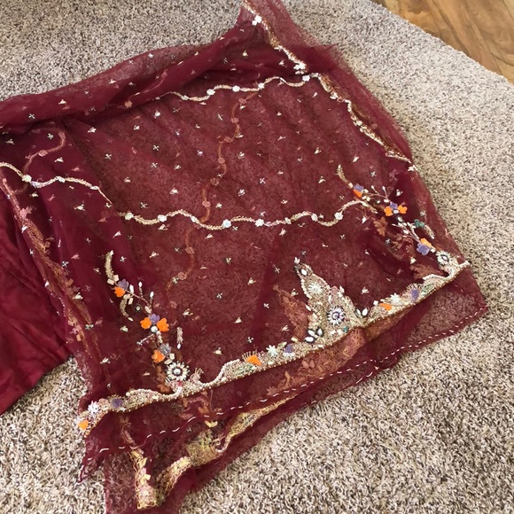 Brand New Indian Bridal lehenga set - Picture 8 of 8